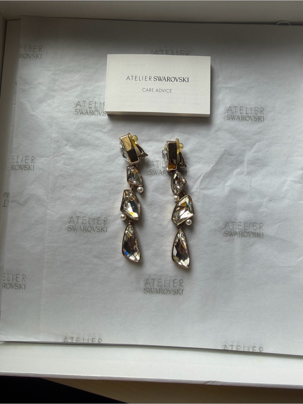 Stunning Crystal Atelier Swarovski Earrings Jason Wuu Collection
